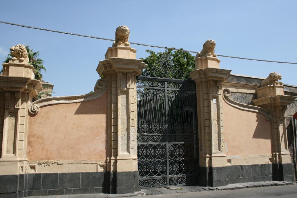 Villa Dei Leoni Santa Tecla Exterior photo