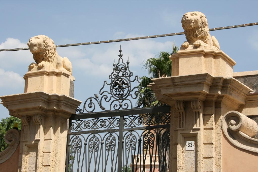 Villa Dei Leoni Santa Tecla Exterior photo