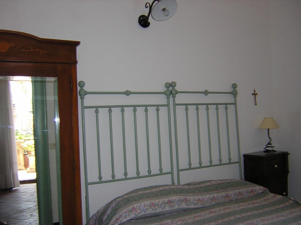Villa Dei Leoni Santa Tecla Room photo